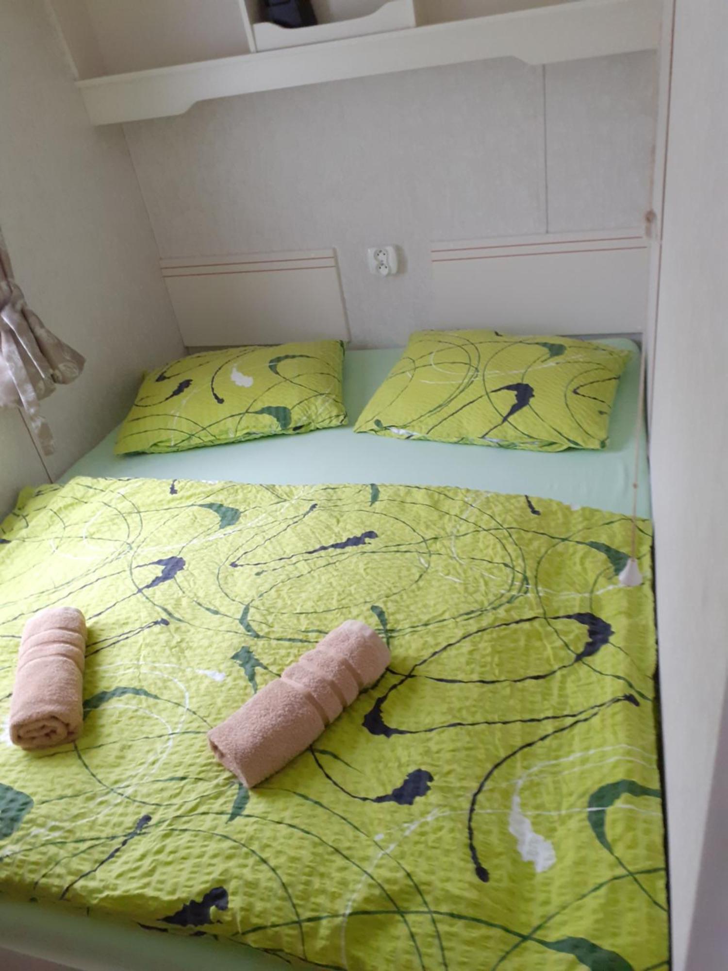 Mobilheim Josefina - Vyrovicka Prehrada Otel Vyrovice Oda fotoğraf